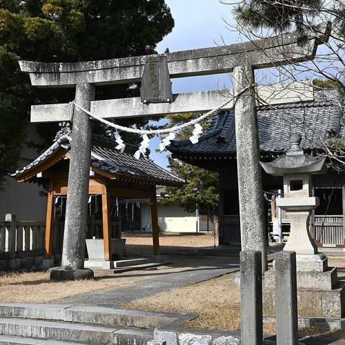 津毛利神社鳥居
